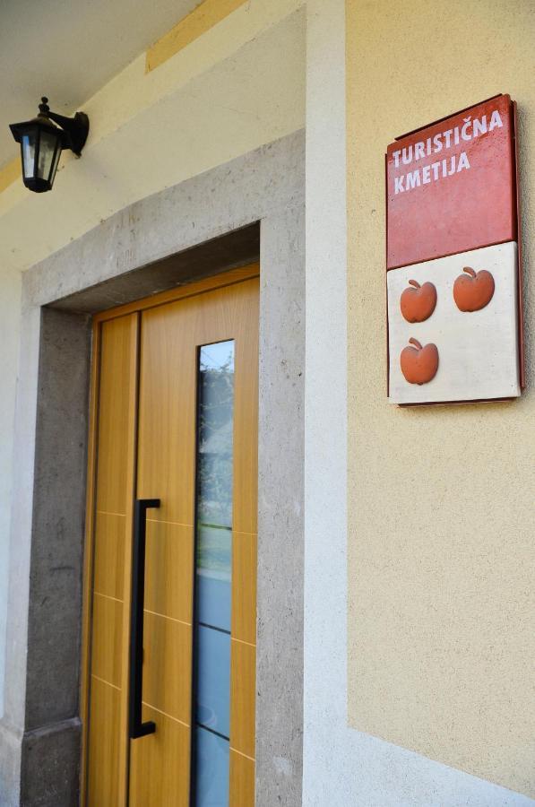 Villa Pr'Jernejc Agroturism Lesce  Exterior foto