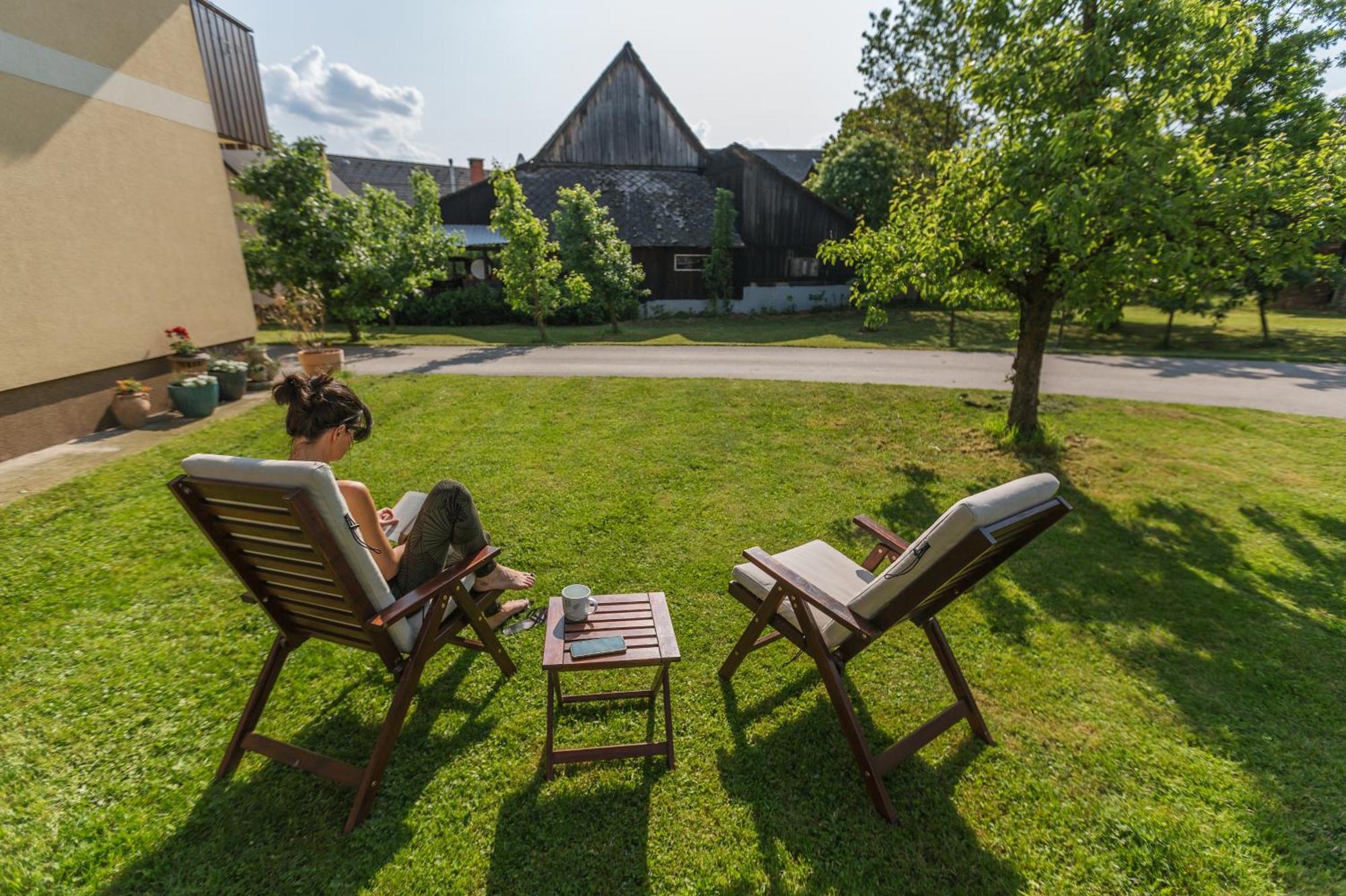 Villa Pr'Jernejc Agroturism Lesce  Exterior foto