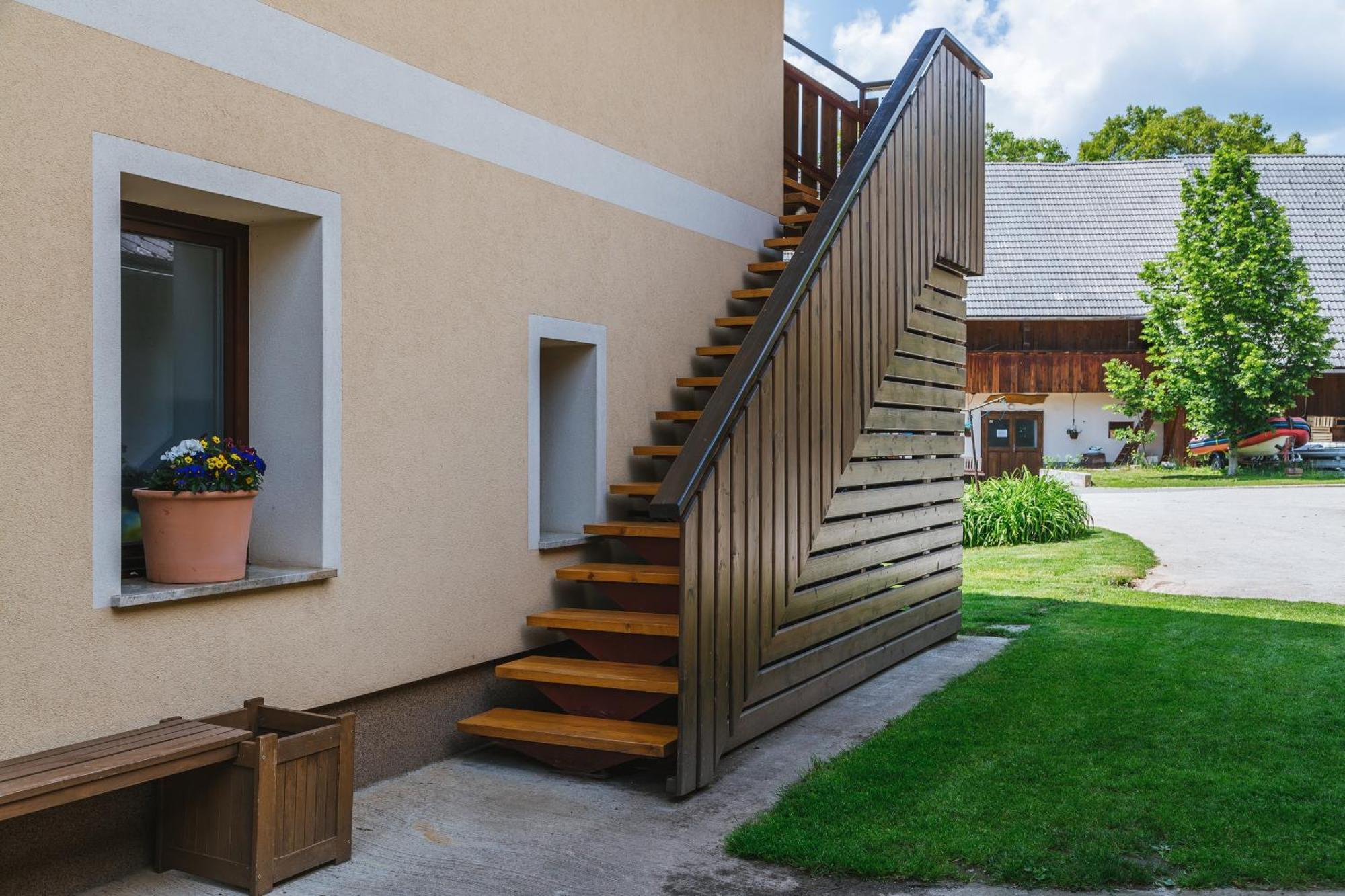 Villa Pr'Jernejc Agroturism Lesce  Exterior foto
