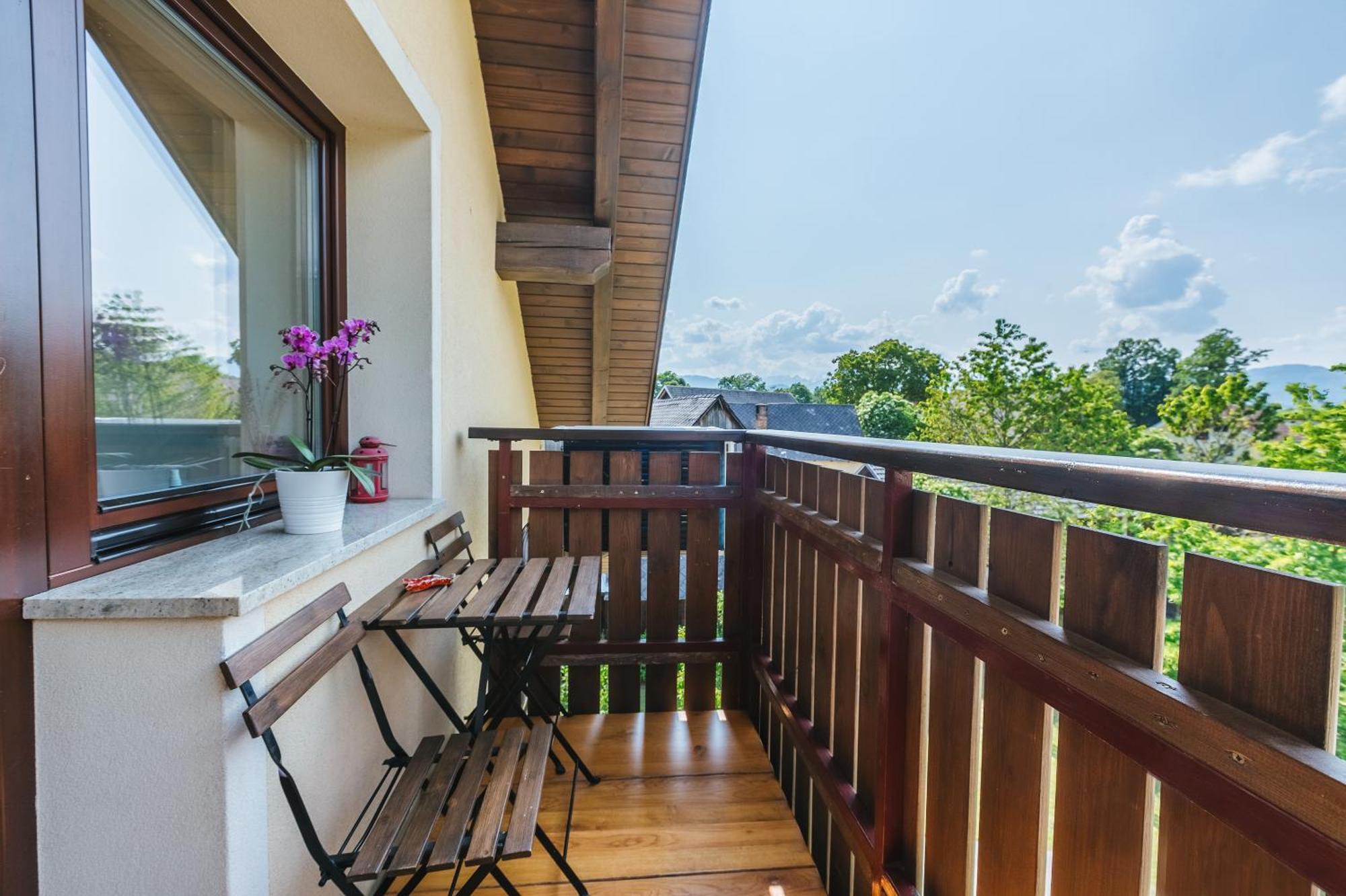 Villa Pr'Jernejc Agroturism Lesce  Exterior foto