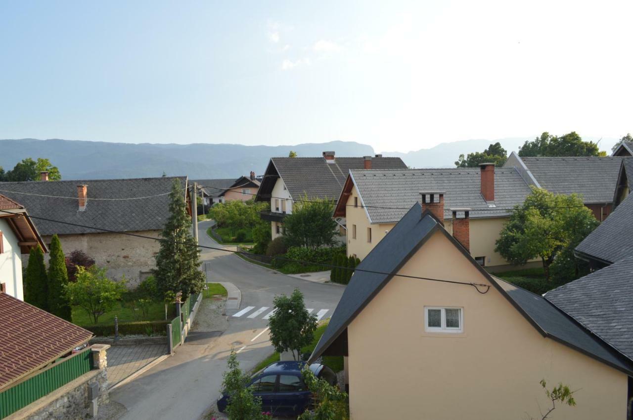 Villa Pr'Jernejc Agroturism Lesce  Exterior foto